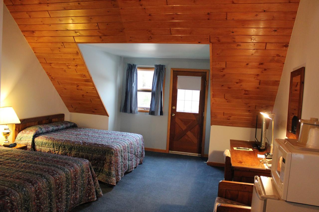 Nootka Lodge Woodsville Exterior foto