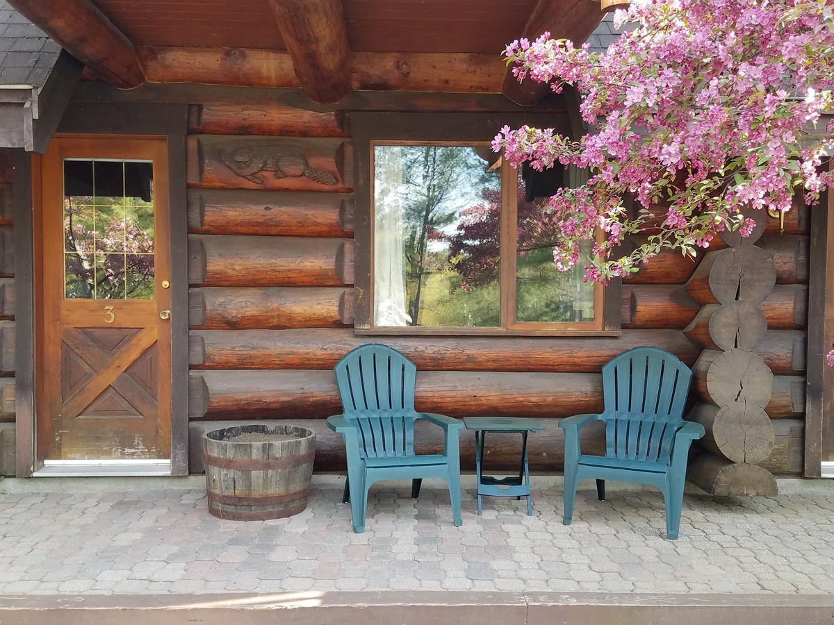 Nootka Lodge Woodsville Exterior foto